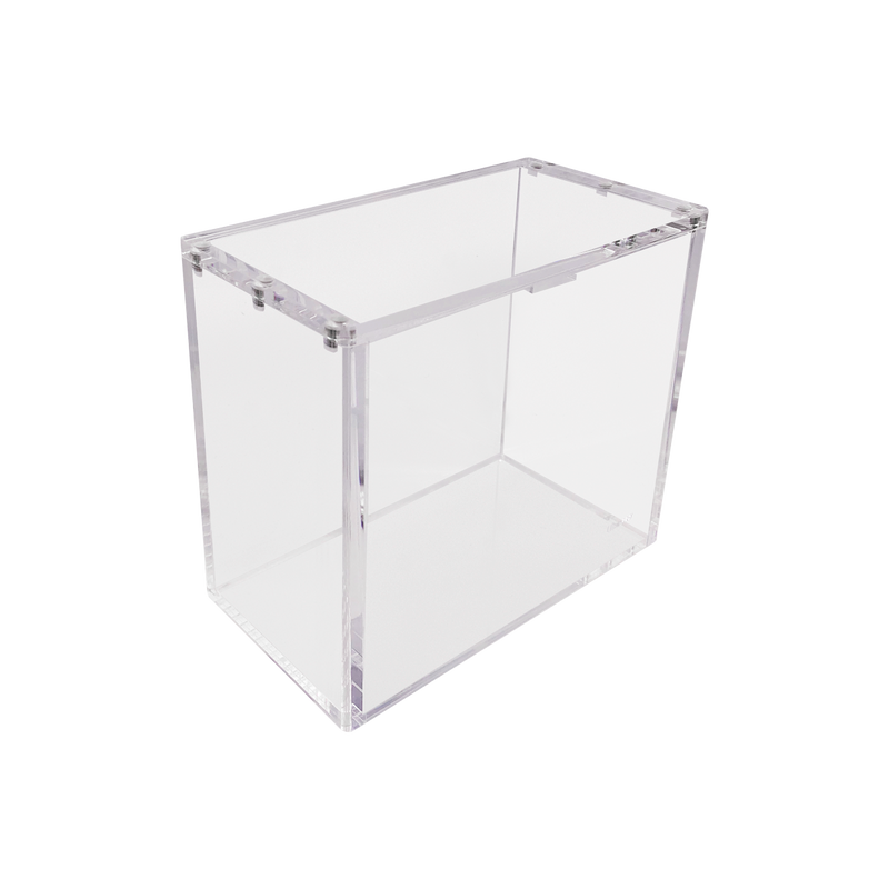  3-Deck Playing Card Display Case - Clear Acrylic Playing Card  Display Case - Collectible Playing Card Strong Acrylic Display Case for  Collectible Cards, Playing Cards, and Game Cards : Toys & Games