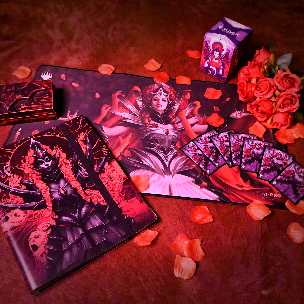 MTG：イニストラード真紅の契り　9ポケットバインダー　Ultra•PRO Innistrad: Crimson Vow Olivia 9-Pocket PRO-Binder for Magic: The