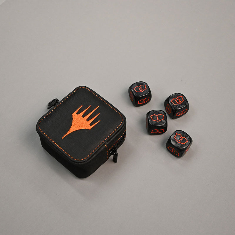 Mythic Edition Loyalty Dice (4ct) and Case for Magic: The Gathering | Ultra PRO International